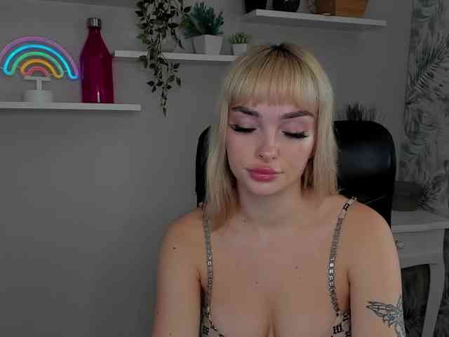 PollyExtasy webcam
