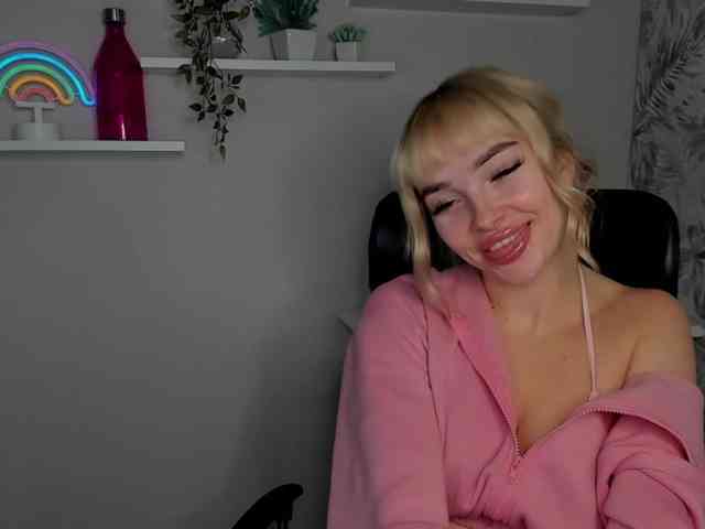 PollyExtasy webcam
