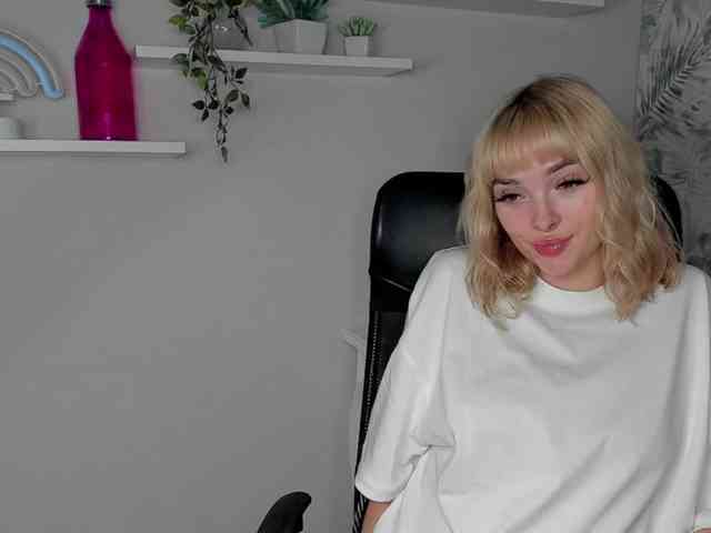 PollyExtasy webcam