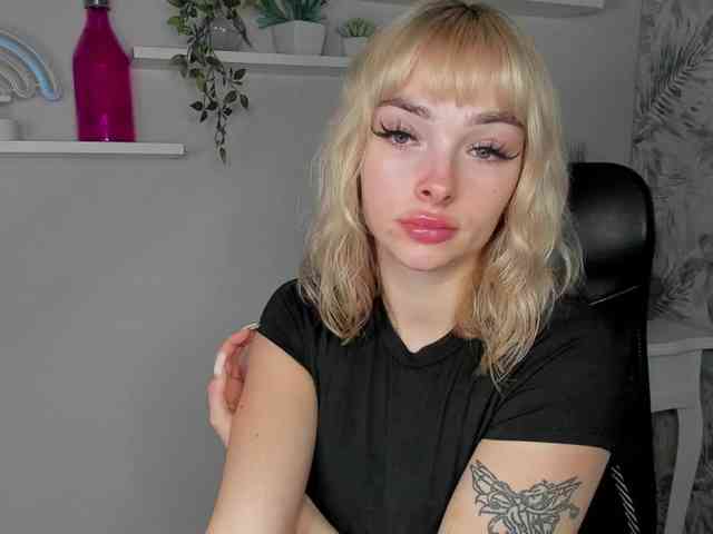 PollyExtasy webcam