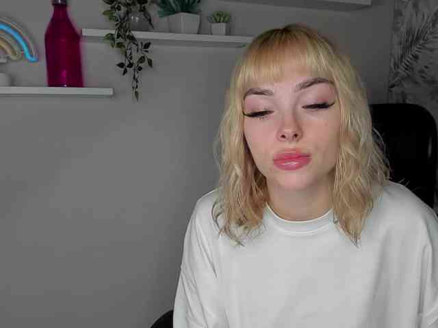 PollyExtasy webcam