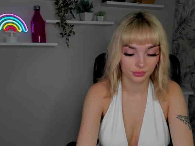 PollyExtasy webcam