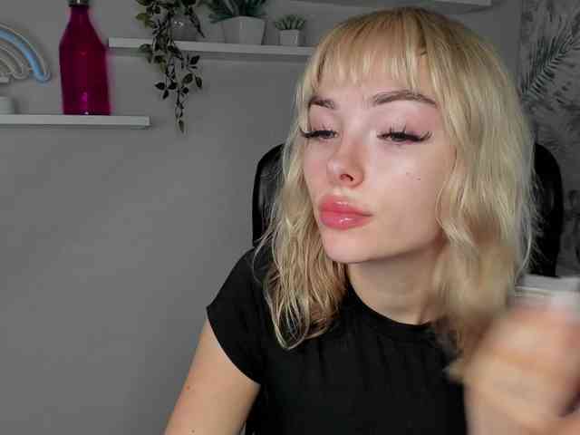 PollyExtasy webcam