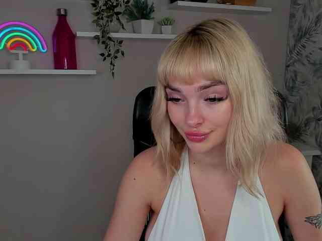 PollyExtasy webcam