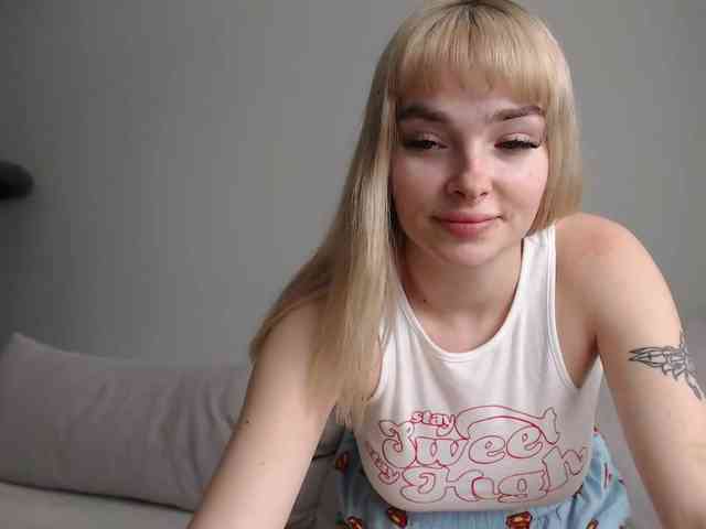 PollyExtasy webcam