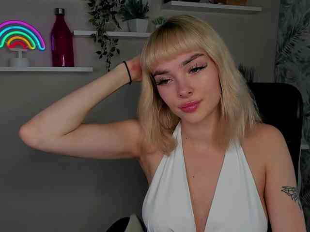 PollyExtasy webcam