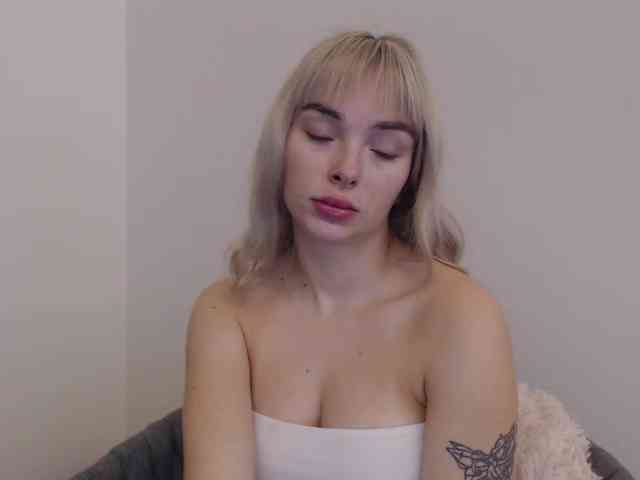 PollyExtasy webcam