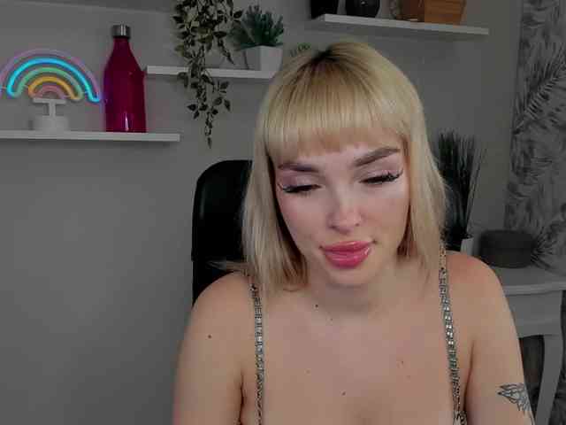 PollyExtasy webcam