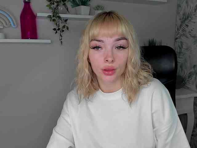 PollyExtasy webcam