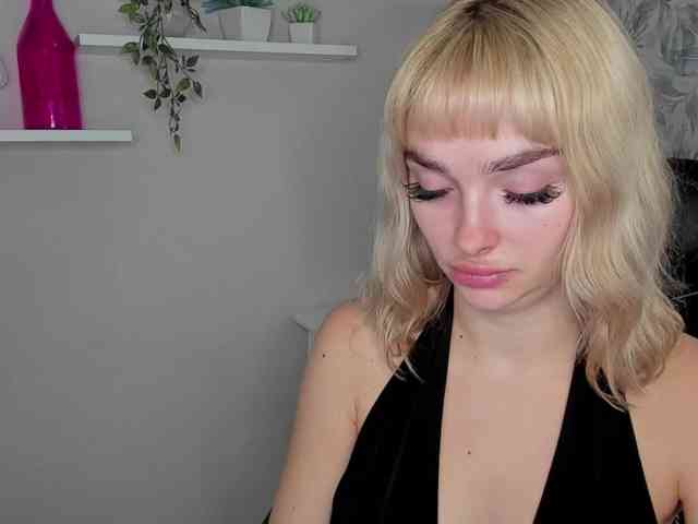 PollyExtasy webcam