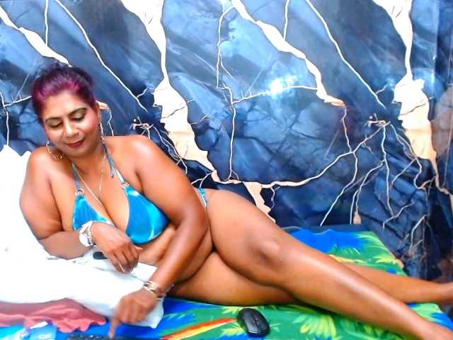 indianerotica69 webcam