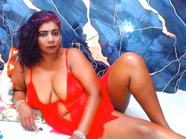 le modèle indianerotica69 est en webcam porno dans un show sur le site bongacams, il possède les tags suivants: Indian,Redhead,Shaved