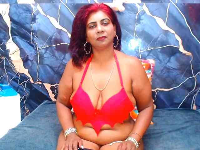 indianerotica69 Live Webcam on BongaCams