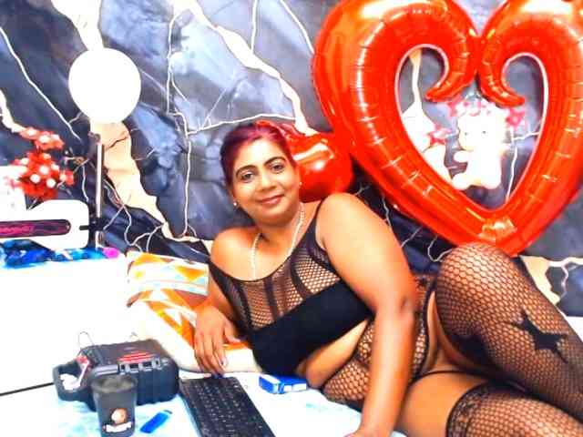indianerotica69 webcam