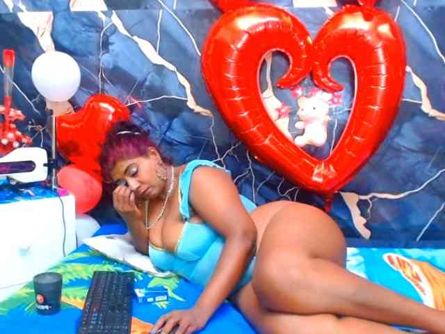 indianerotica69 webcam