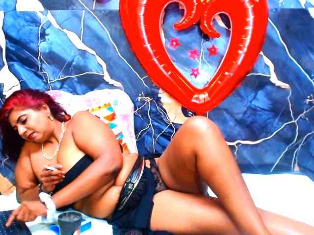 indianerotica69 webcam