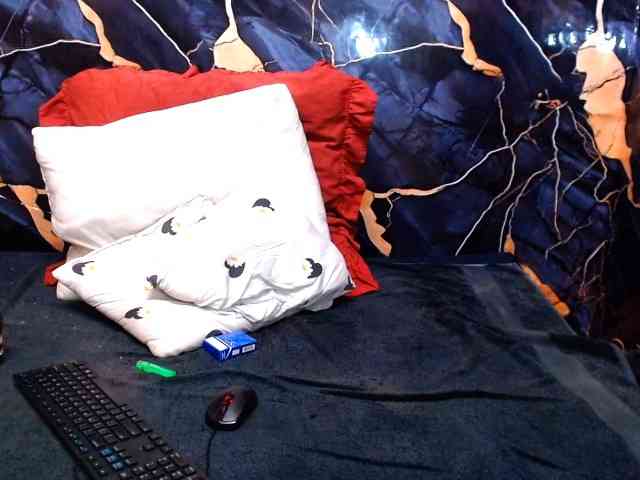 indianerotica69 webcam