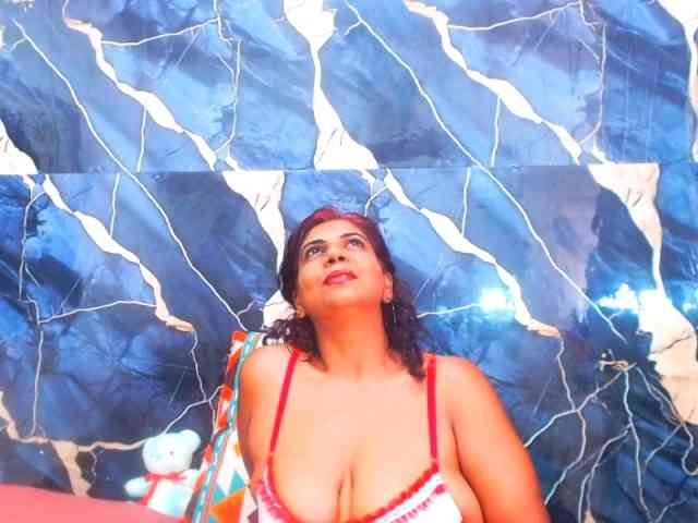 indianerotica69 webcam