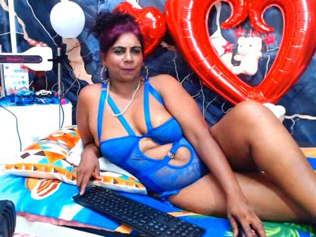 indianerotica69 webcam