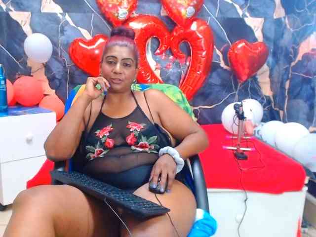 indianerotica69 webcam