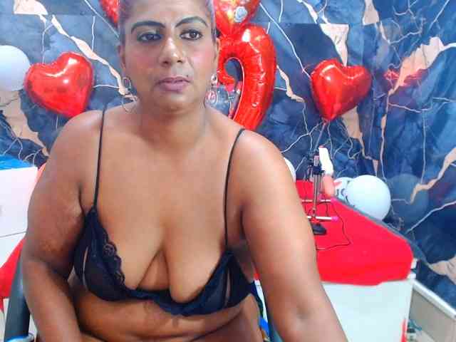 indianerotica69 webcam