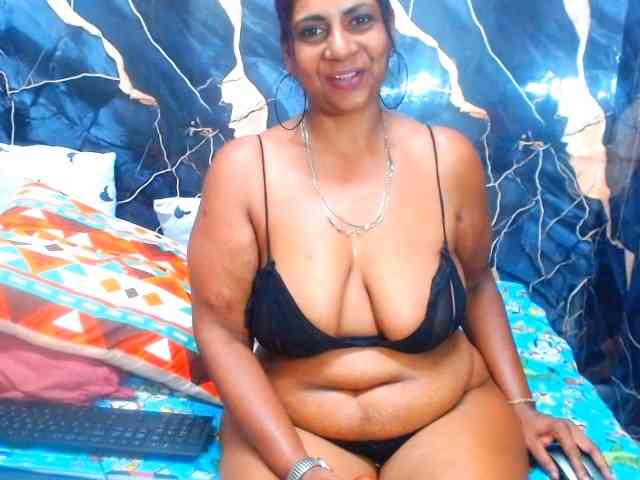 indianerotica69 webcam