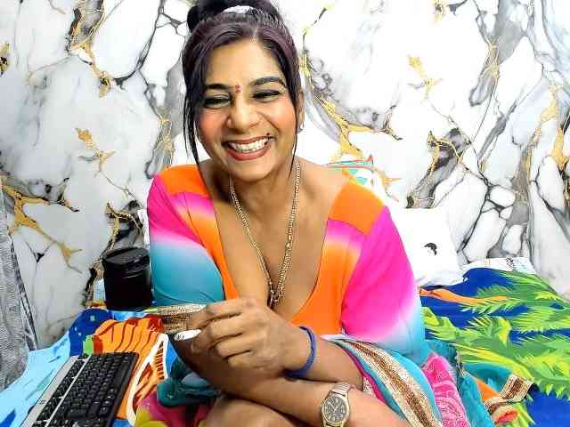 indianerotica69 webcam