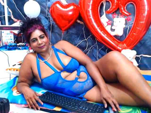 indianerotica69 webcam