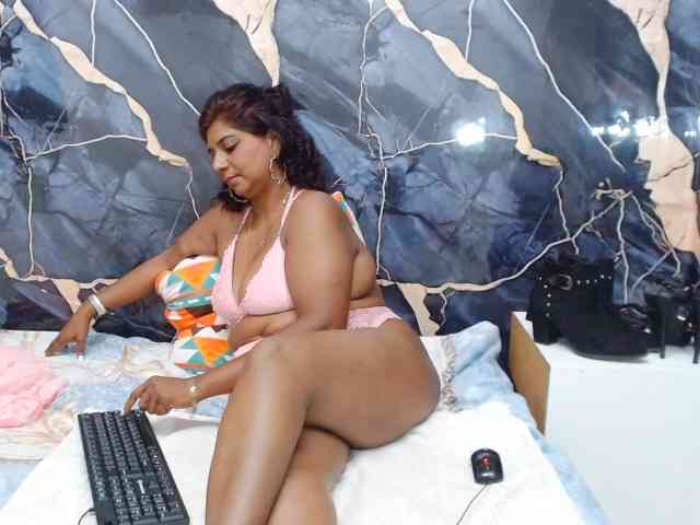 indianerotica69 webcam