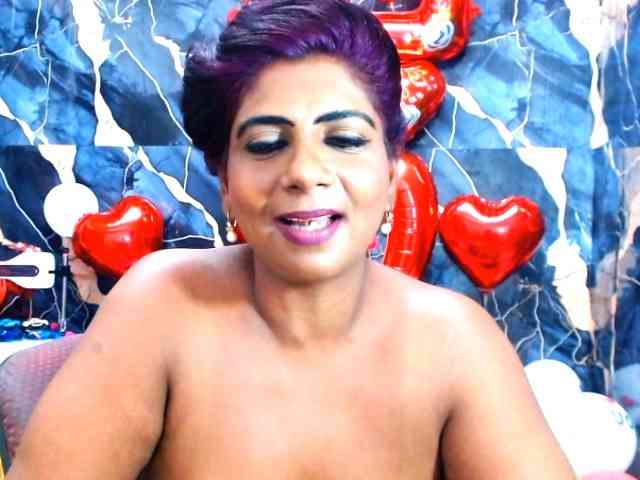 indianerotica69 webcam