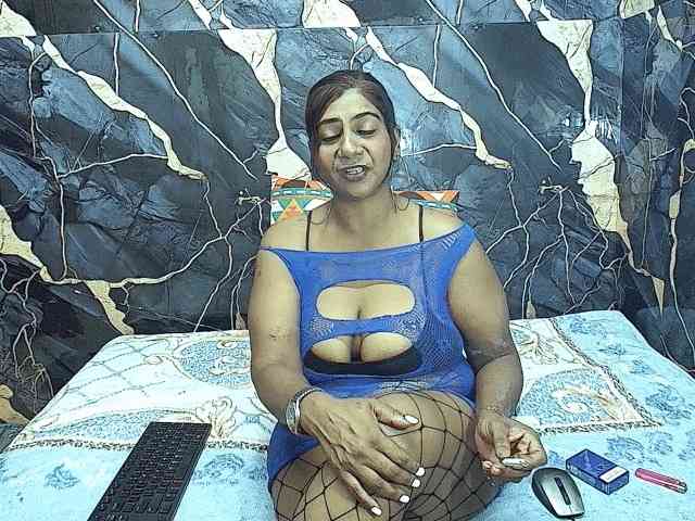 indianerotica69 webcam