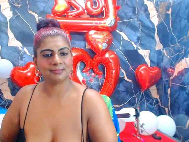 indianerotica69 webcam