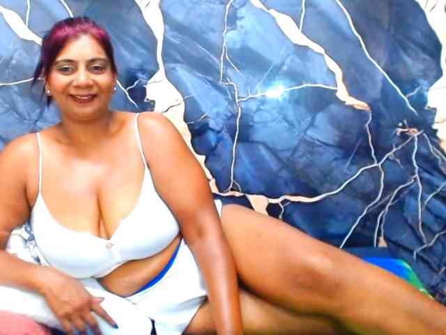 indianerotica69 webcam