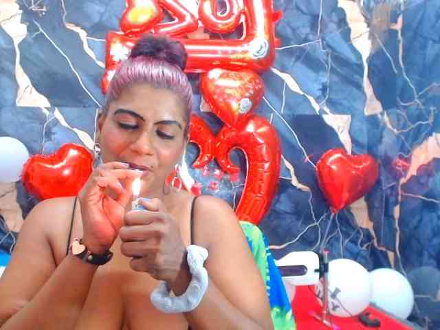 indianerotica69 webcam