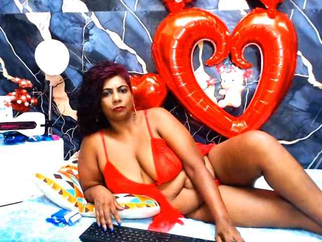 indianerotica69 webcam