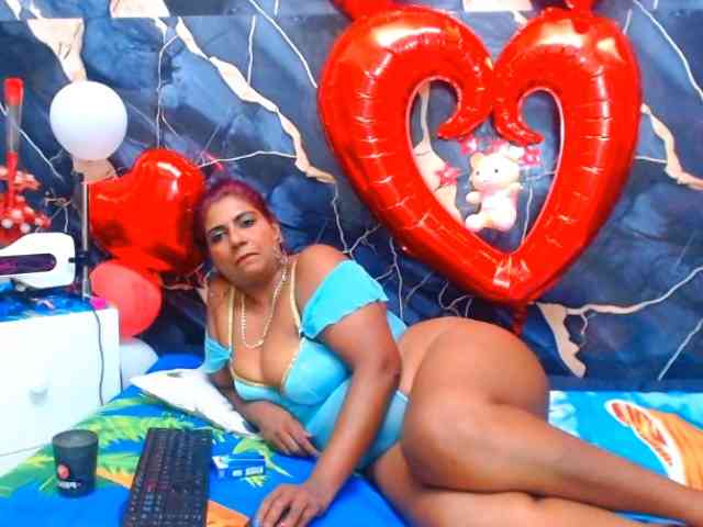 indianerotica69 webcam