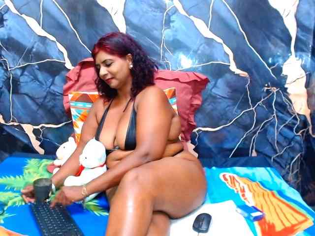 indianerotica69 webcam