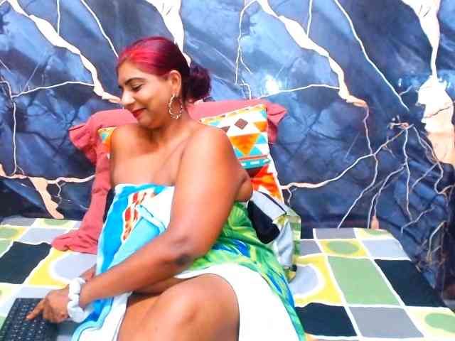 indianerotica69 webcam