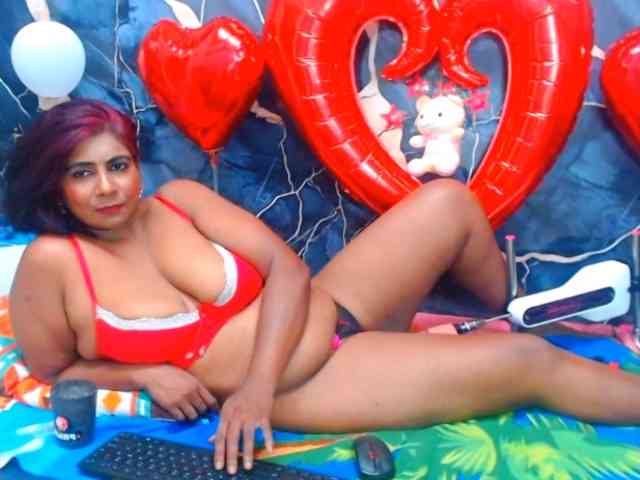 indianerotica69 webcam