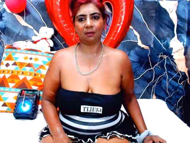 indianerotica69 webcam