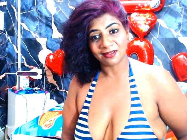 indianerotica69 webcam