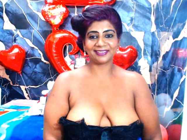 indianerotica69 webcam
