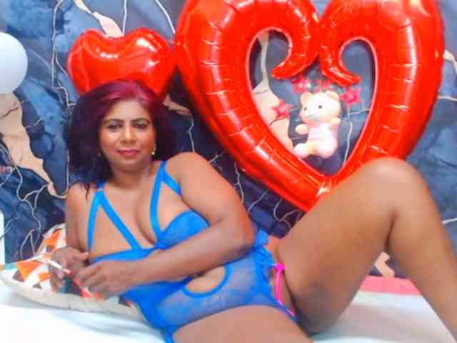 indianerotica69 webcam