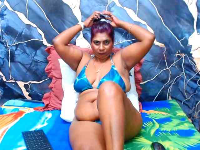 indianerotica69 Live Webcam on BongaCams