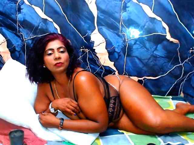 indianerotica69 webcam