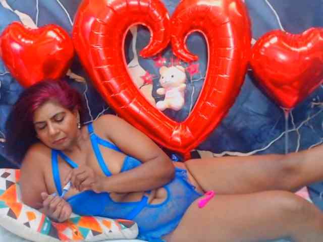 indianerotica69 webcam