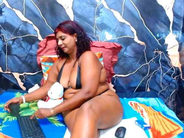 indianerotica69 webcam