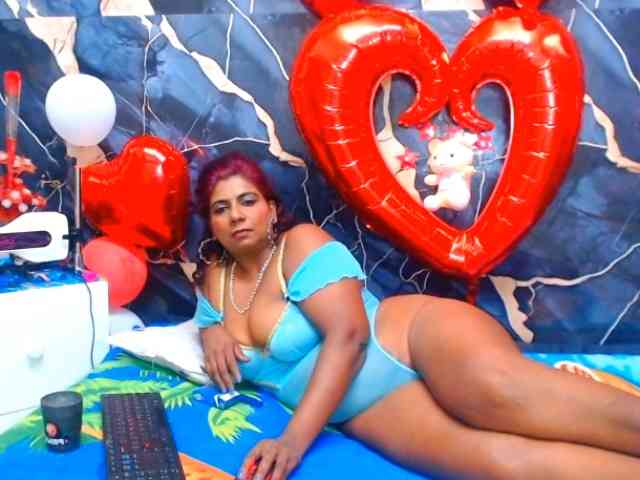 indianerotica69 webcam