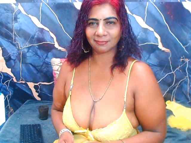 indianerotica69 Live Webcam on BongaCams