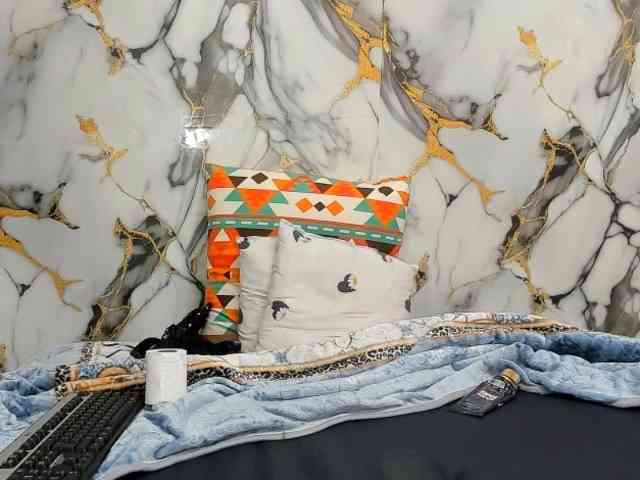 indianerotica69 webcam